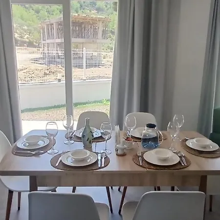 Belce & Bloom - Uezuemlue Villa