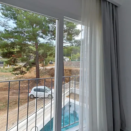 Belce & Bloom - Uezuemlue Villa *